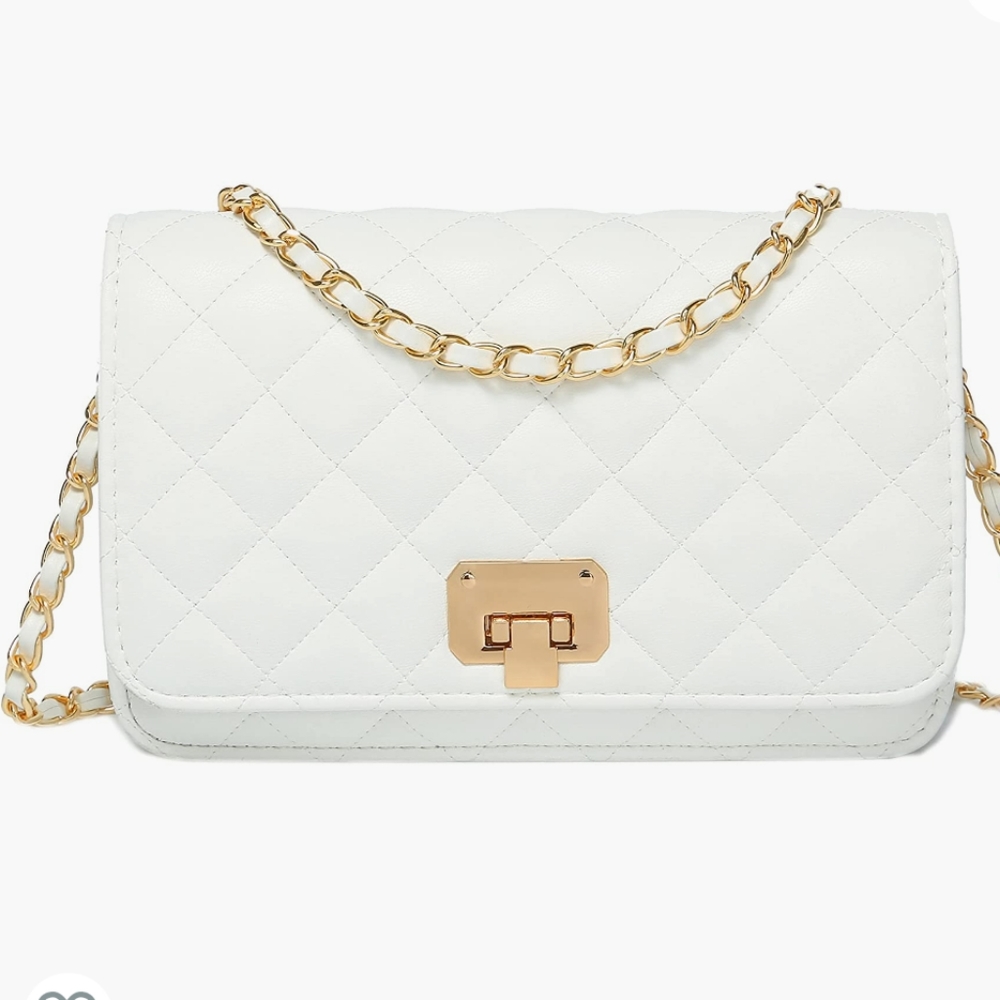 NWT 🔥White quilted chain bag